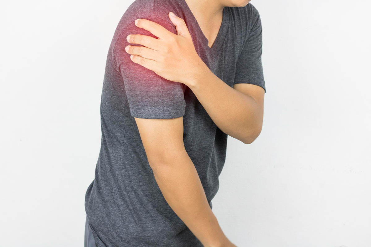Causes of Pain from Shoulder to Hand: Symptoms and Treatment