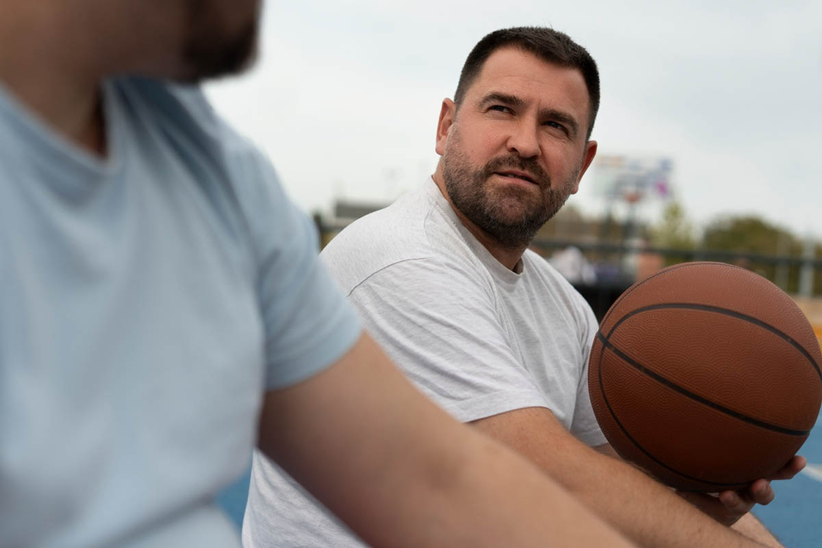 How a Sports Performance Coach Can Help Your Athlete